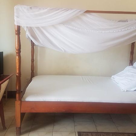 Dodoma Serene Hotel Mombassa Buitenkant foto